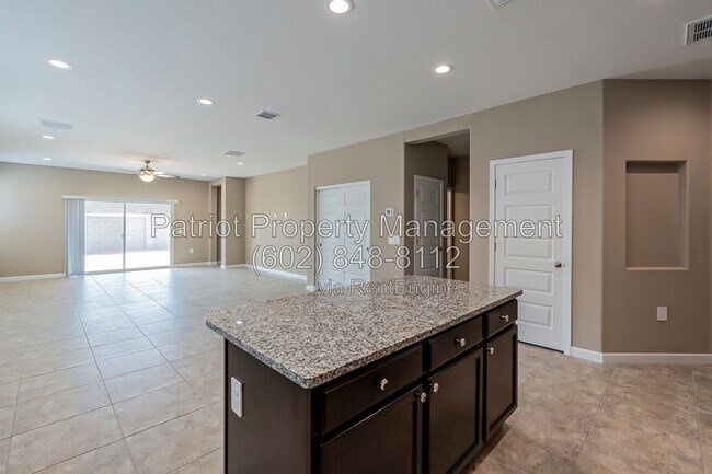 18851 W Farmer Rd Buckeye, AZ 85326 photo 4