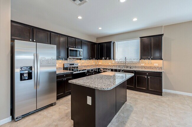 18851 W Farmer Rd Buckeye, AZ 85326 photo 2