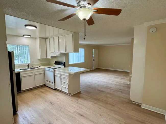 6060 Mt Aguilar Dr San Diego, CA 92111 photo 4