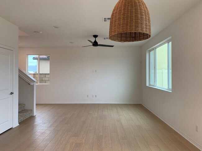 36509 Flint Dr Winchester, CA 92596 photo 4