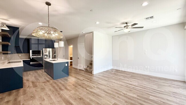 165 E Hearne Way Gilbert, AZ 85234 photo 4