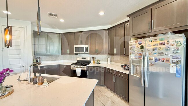 519 S Avocet St Gilbert, AZ 85296 photo 5