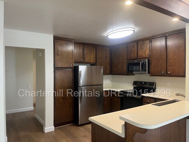 5200 Piedmont Dr unit Piedmont5200 photo 4