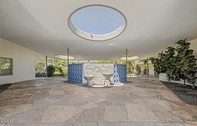 6824 E 2nd St Scottsdale, AZ 85251 photo 2