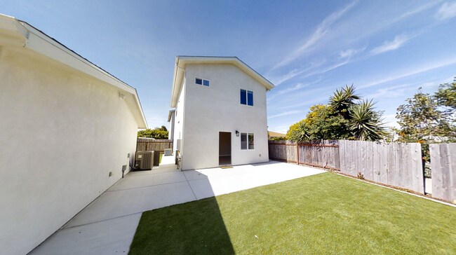 5131 Tipton St San Diego, CA 92115 photo 2