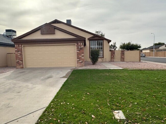 831 E Calle Del Norte Chandler, AZ 85225 photo 2