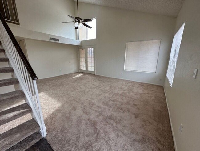 831 E Calle Del Norte Chandler, AZ 85225 photo 5