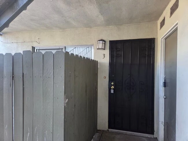 991 N Mollison Ave El Cajon, CA 92021