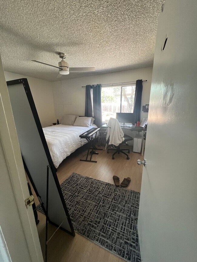 5048 54th St San Diego, CA 92115 photo 5