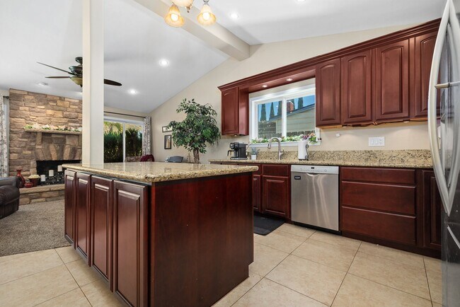 5371 Swarthmore St La Mesa, CA 91942 photo 3