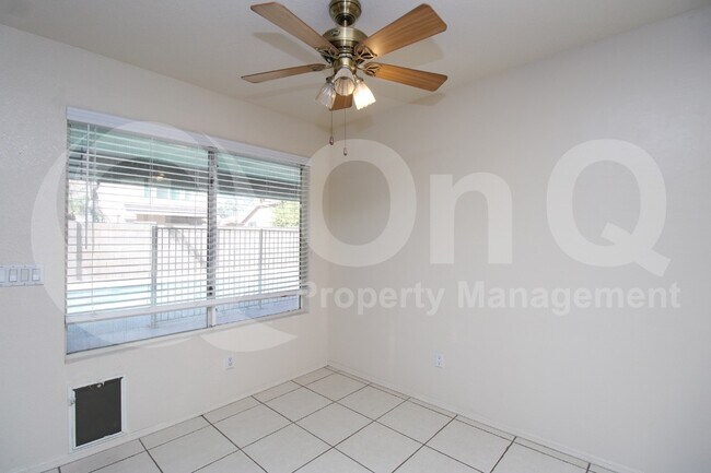 1560 W Kent Dr Chandler, AZ 85224 photo 5