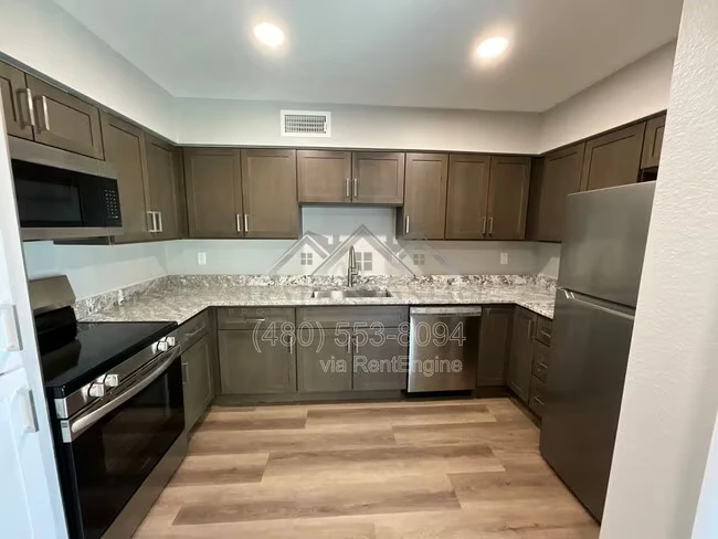 2104 E Eugie Terrace Phoenix, AZ 85022 photo 4