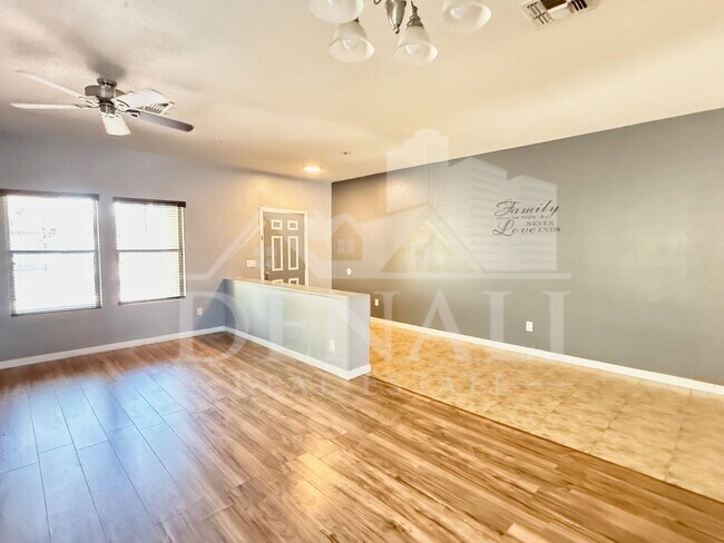 2858 W Mineral Butte Dr San Tan Valley, AZ 85144 photo 5