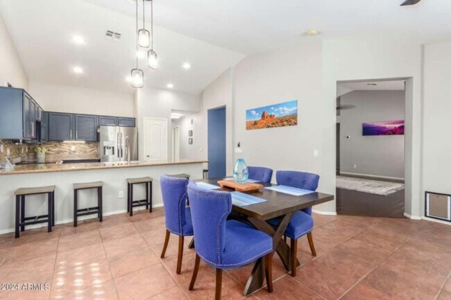 15138 W Crocus Dr Surprise, AZ 85379 photo 3