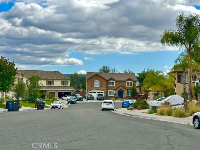 36005 Redgrave Way Murrieta, CA 92562 photo 3
