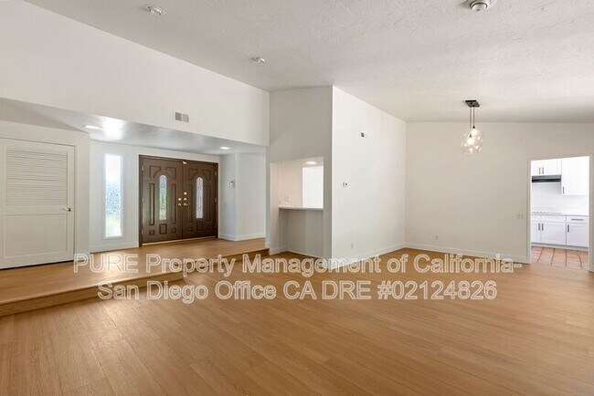 7302 Azalea Pl Carlsbad, CA 92011 photo 4