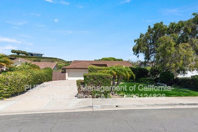 7302 Azalea Pl Carlsbad, CA 92011 photo 2