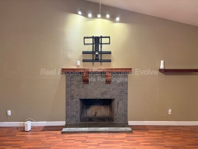 16645 N 34th Dr Phoenix, AZ 85053 photo 5