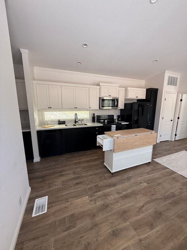 9274 Palomino Ridge Dr Lakeside, CA 92040 photo 3