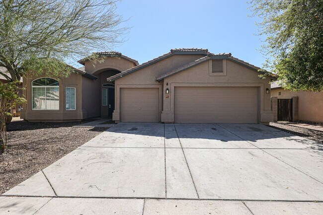 827 W Allen St Phoenix, AZ 85041 photo 2