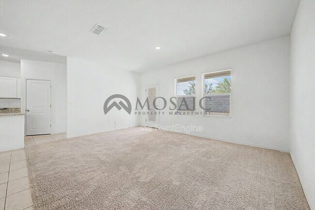 9553 W Agora Ln Tolleson, AZ 85353 photo 5