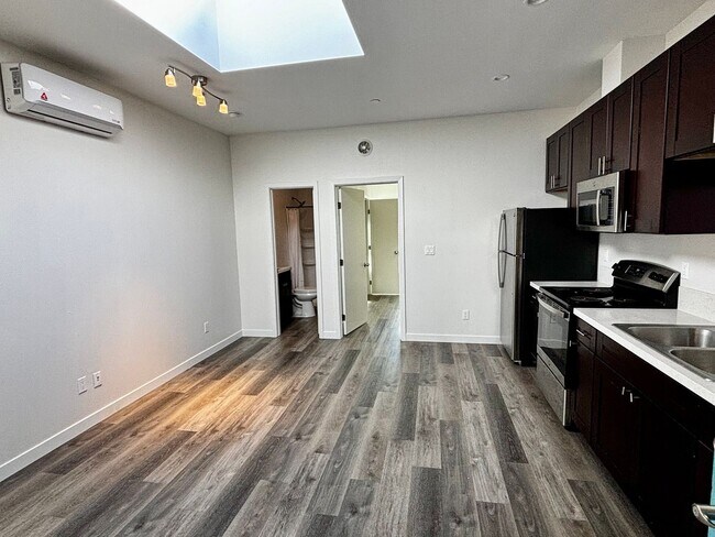 3843 National Ave San Diego, CA 92113 photo 3