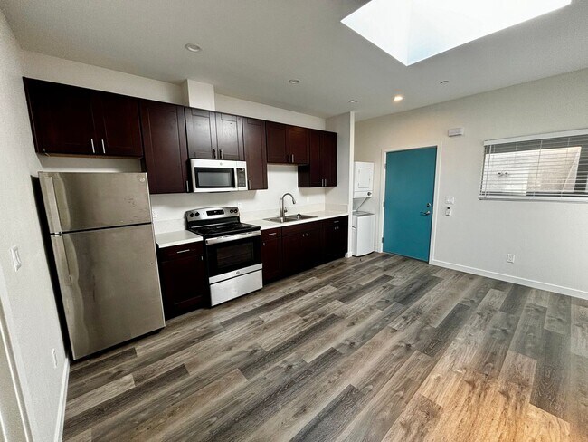 3843 National Ave San Diego, CA 92113 photo 5