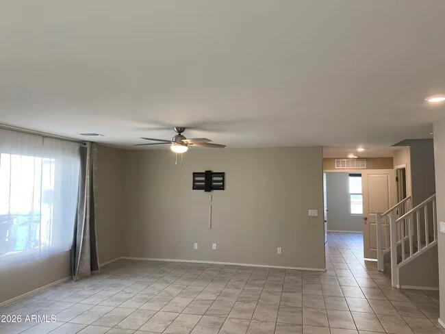 16668 W Sierra St Surprise, AZ 85388 photo 3