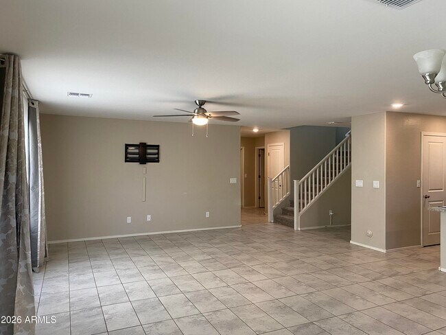 16668 W Sierra St Surprise, AZ 85388 photo 5