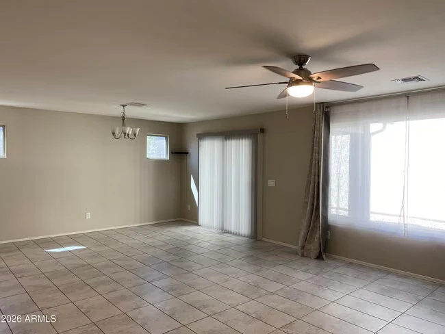 16668 W Sierra St Surprise, AZ 85388 photo 2