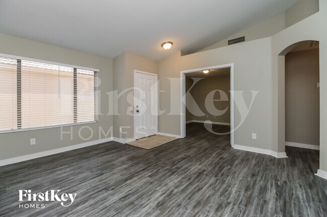 4732 E Mountain Vista Dr Phoenix, AZ 85048 photo 3