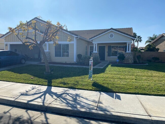 31431 Gironde Ct Winchester, CA 92596