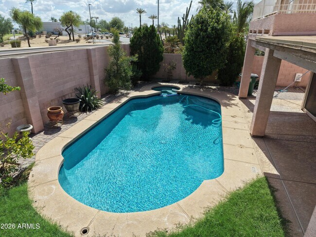 13795 W Vernon Ave Goodyear, AZ 85395 photo 3