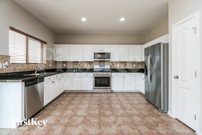 888 E Desert Rose Trail San Tan Valley, AZ 85143 photo 3