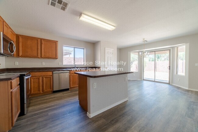 23193 W Mohave St Buckeye, AZ 85326 photo 4