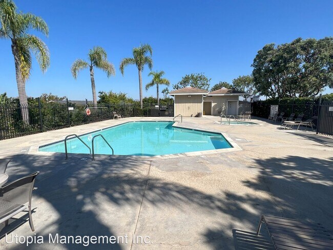 733 Vista Grande Way Oceanside, CA 92057 photo 3