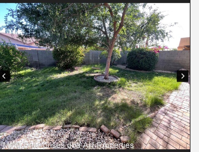 16453 W Yucatan Dr Surprise, AZ 85388 photo 3
