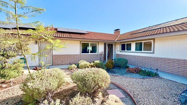 1509 Macadamia Dr Fallbrook, CA 92028 photo 3