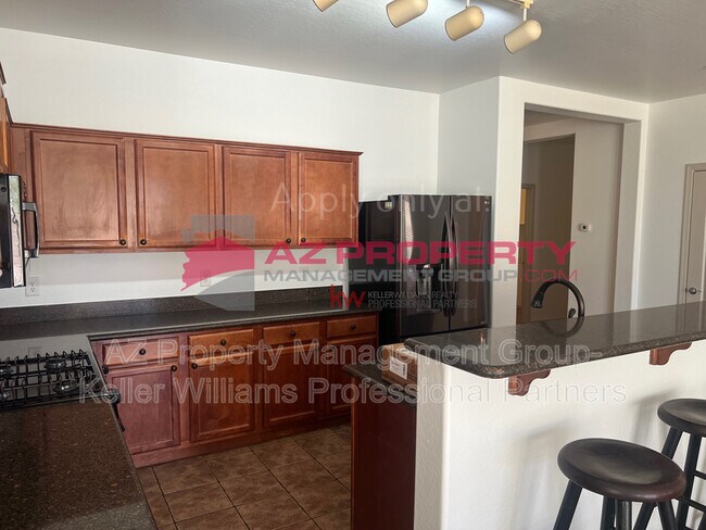 12653 W Duane Ln Peoria, AZ 85383 photo 4