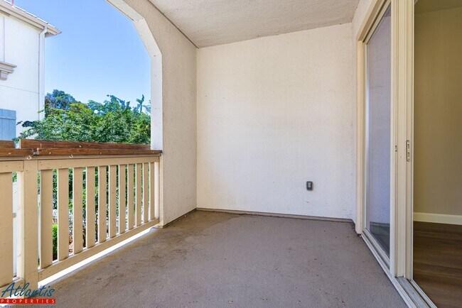 1567 Hidden Creek Ln Milpitas, CA 95035 photo 4