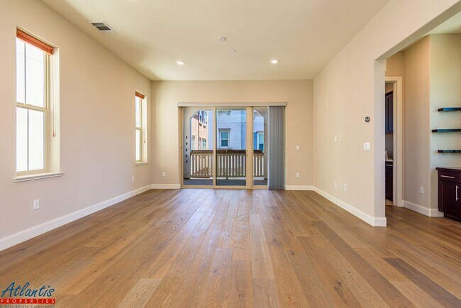 1567 Hidden Creek Ln Milpitas, CA 95035 photo 3
