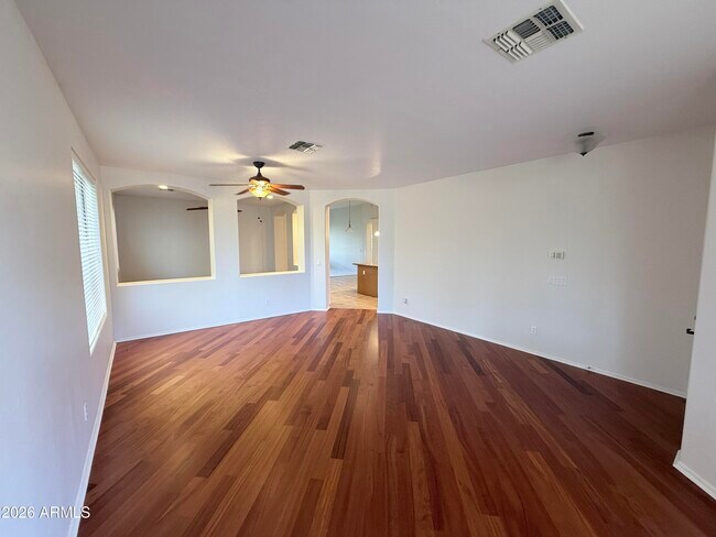 7310 E Mallory Cir Mesa, AZ 85207 photo 4
