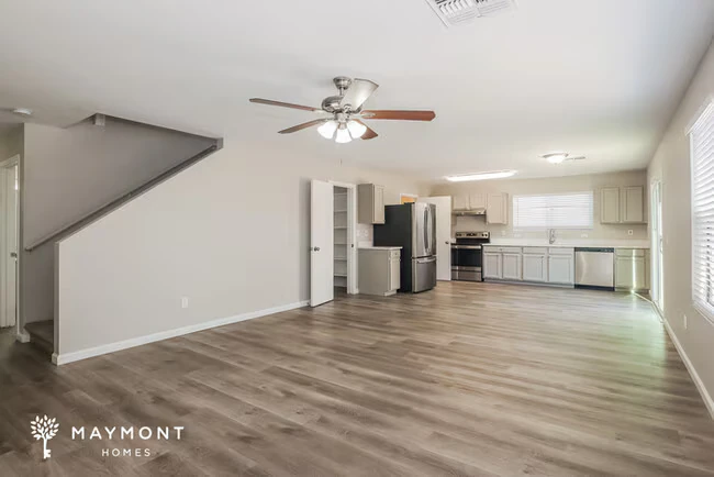 2327 E 35th Ave Apache Junction, AZ 85119 photo 4