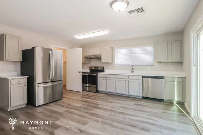 2327 E 35th Ave Apache Junction, AZ 85119 photo 5