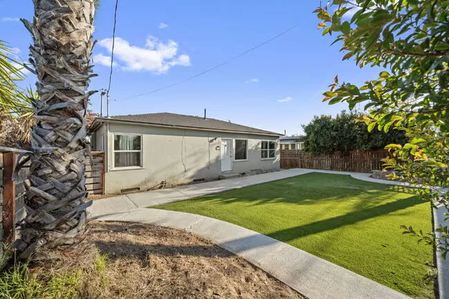 7105 Central Ave Lemon Grove, CA 91945 photo 2