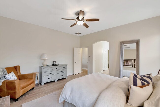 10226 E Laguna Azul Ave Mesa, AZ 85209 photo 2