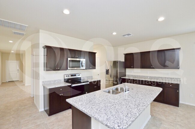 24609 Alfalfa Dr Florence, AZ 85132 photo 3