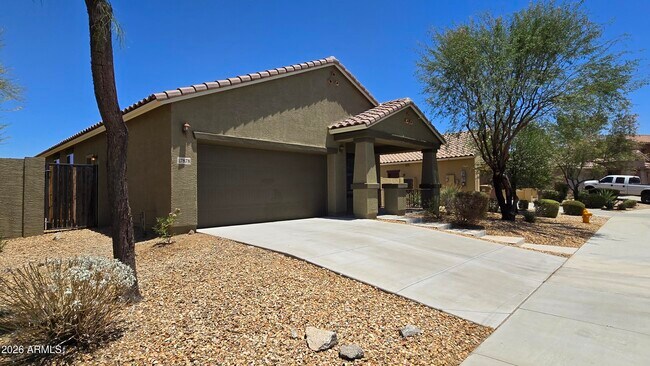 17878 W Desert Wind Dr Goodyear, AZ 85338 photo 4