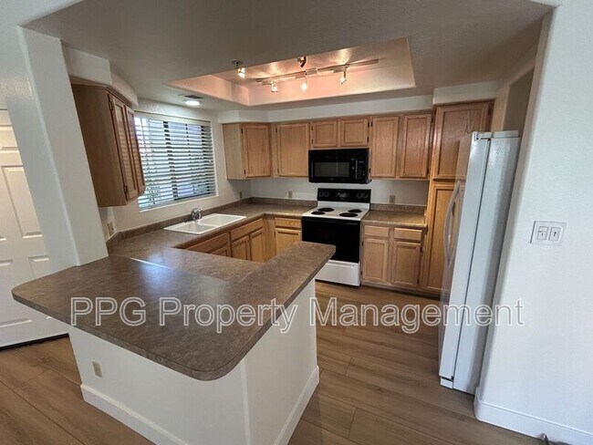 10101 N Arabian Trail Scottsdale, AZ 85258 photo 2