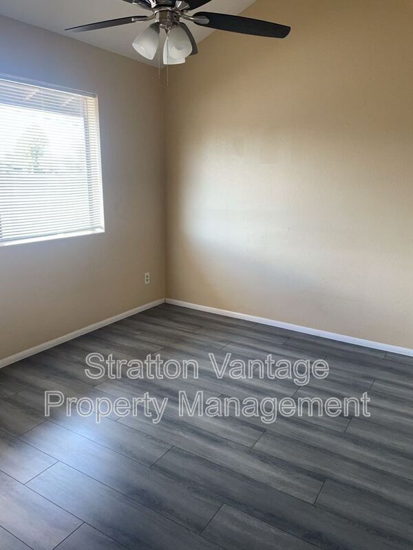 405 E Bruce Ave Gilbert, AZ 85234 photo 3